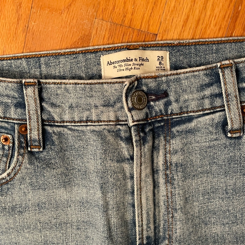 Abercrombie & Fitch Women's 90s slim straight ultra high rise jean